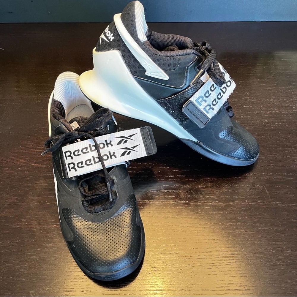 Reebok Legacy Lifter II, Weight Lifting Shoes, Black & white size 7 M US